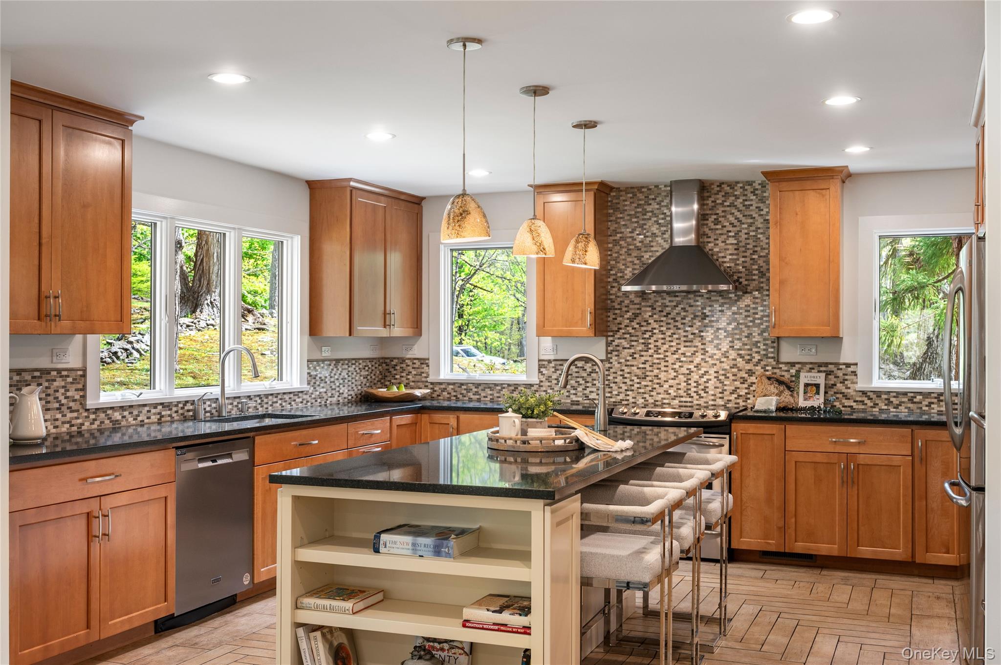 95 Old Lyme Road Chappaqua, NY 10514 - Photo 6 of 29