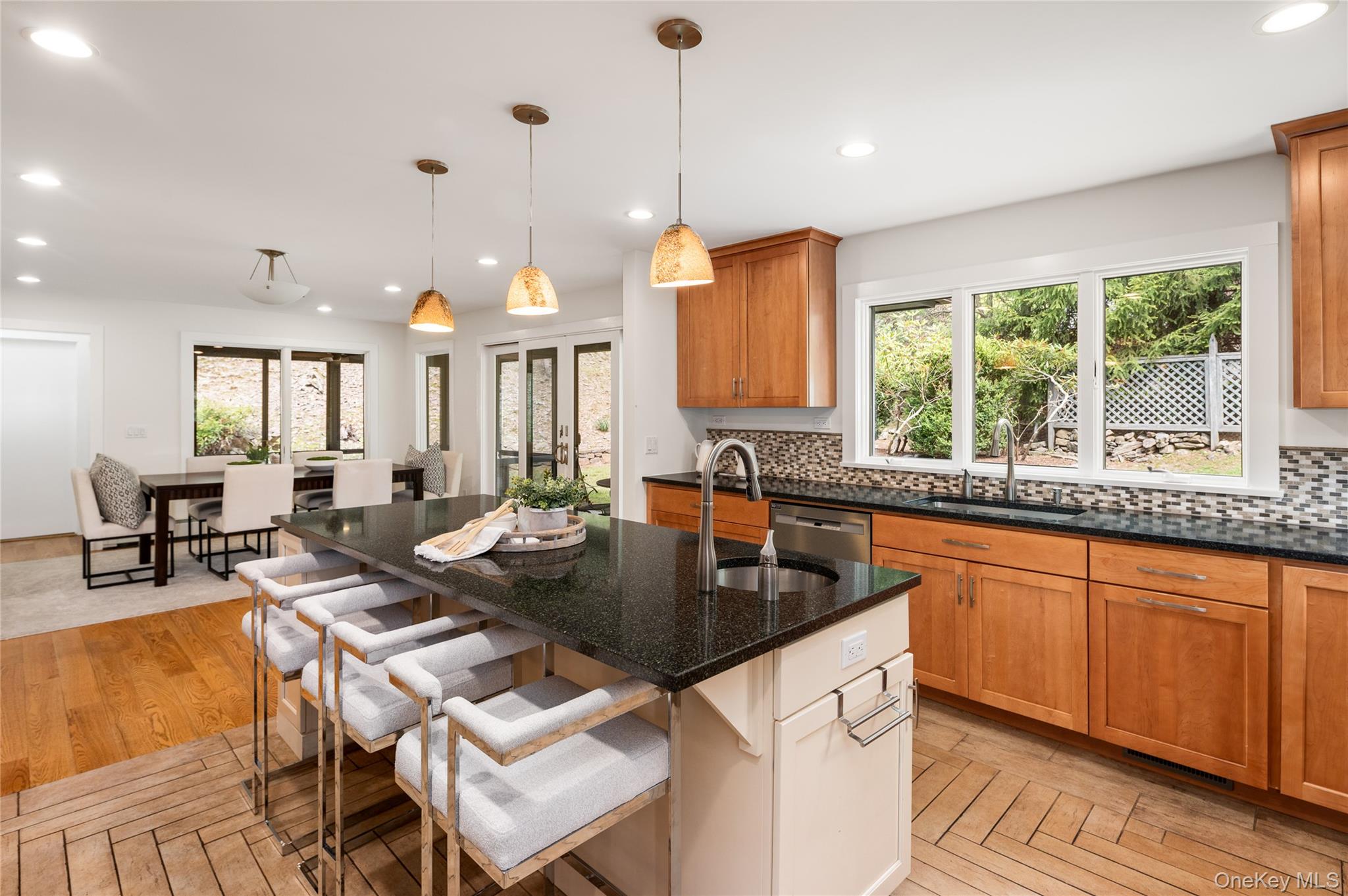 95 Old Lyme Road Chappaqua, NY 10514 - Photo 7 of 29