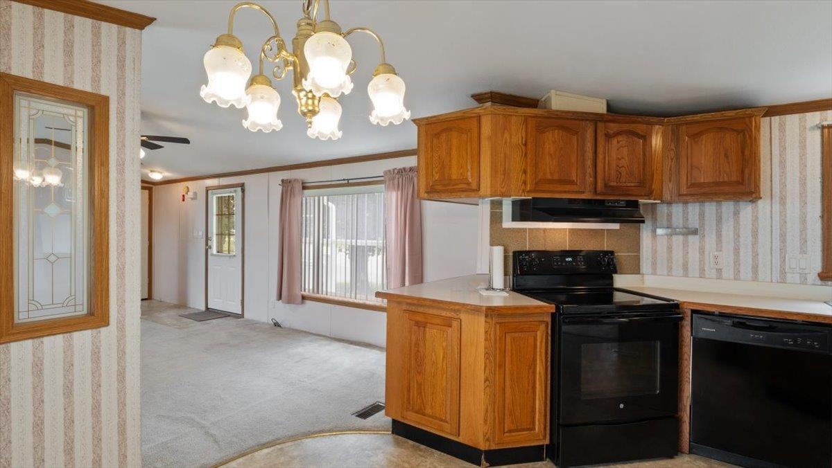 70 Caddy Drive Salem, NH 03079 - Photo 11 of 29