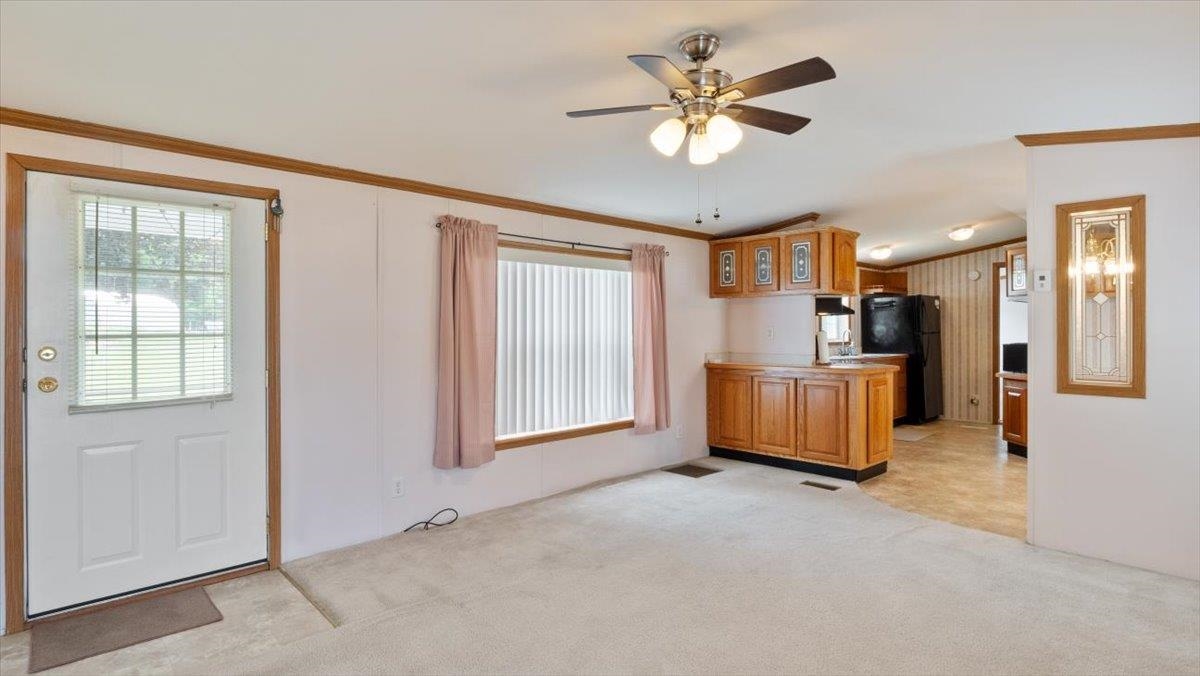 70 Caddy Drive Salem, NH 03079 - Photo 9 of 29