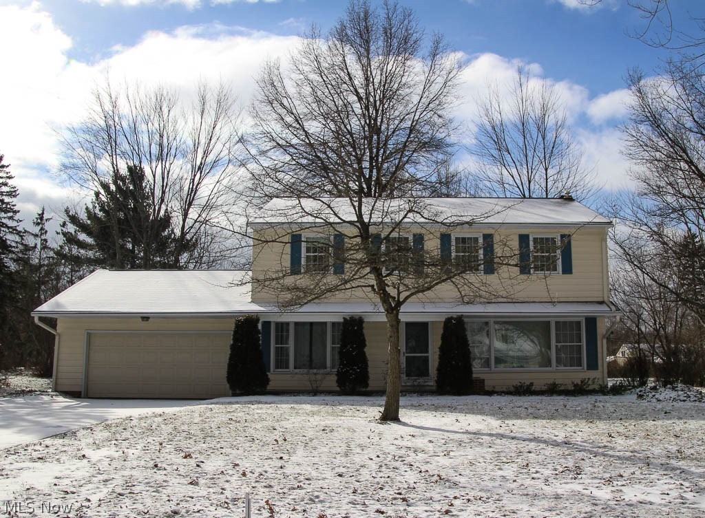208 Harmon Road Aurora, OH 44202 - Photo 1 of 35 Welcome to 208 Harmon Road in the Club Section of Aurora!
