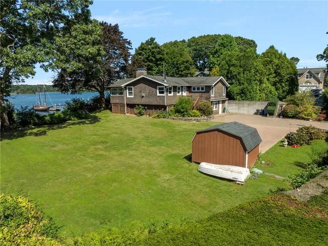 $5,000 | 14 Betty Hill Road, Narragansett, RI 02882