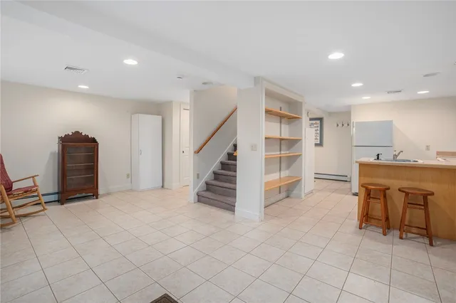 $5,000 | 14 Betty Hill Road, Narragansett, RI 02882