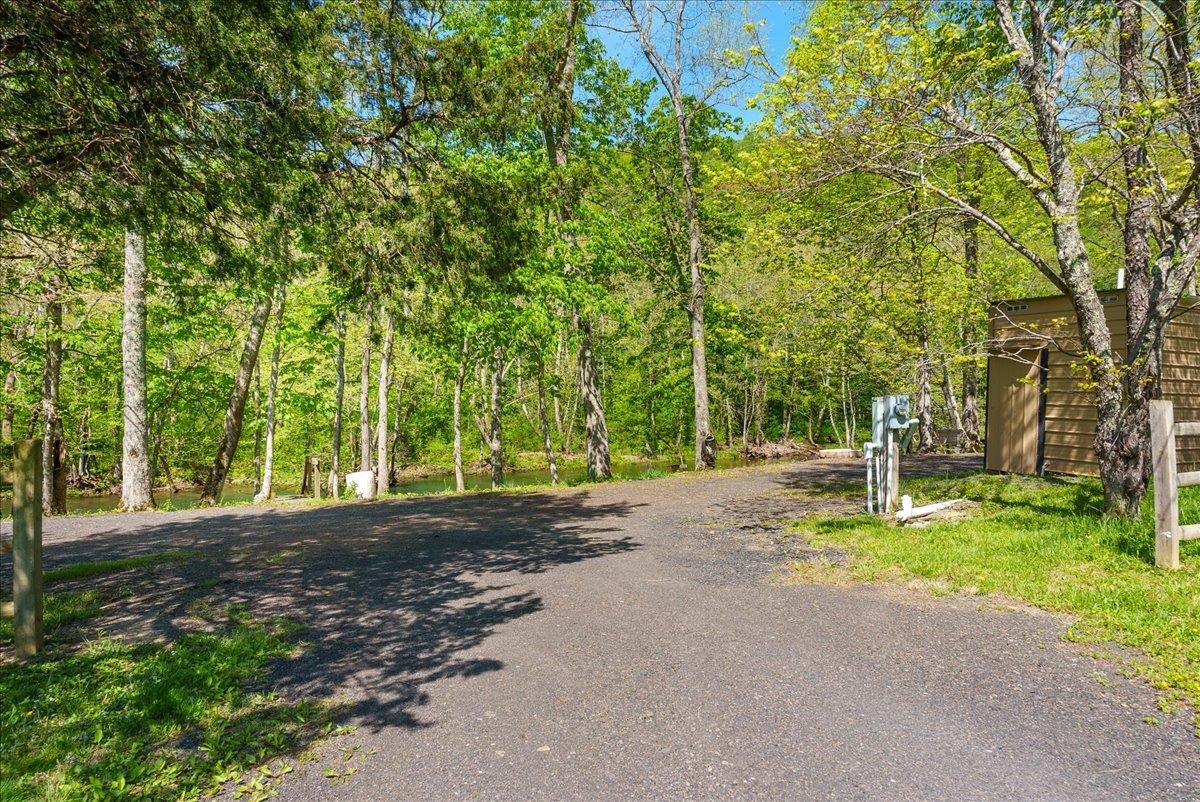5612 Jackson River Road Hot Springs, VA 24445 - Photo 5 of 53 Gallery Image 5