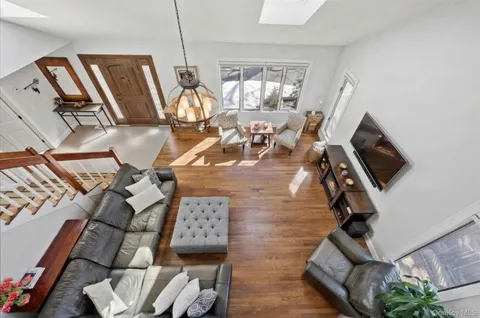 $1,450,000 | 15 Keller Lane, Dobbs Ferry, NY 10522