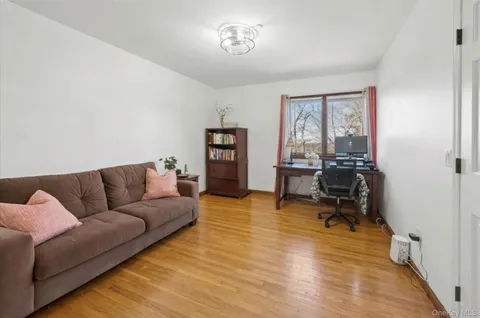 $1,450,000 | 15 Keller Lane, Dobbs Ferry, NY 10522