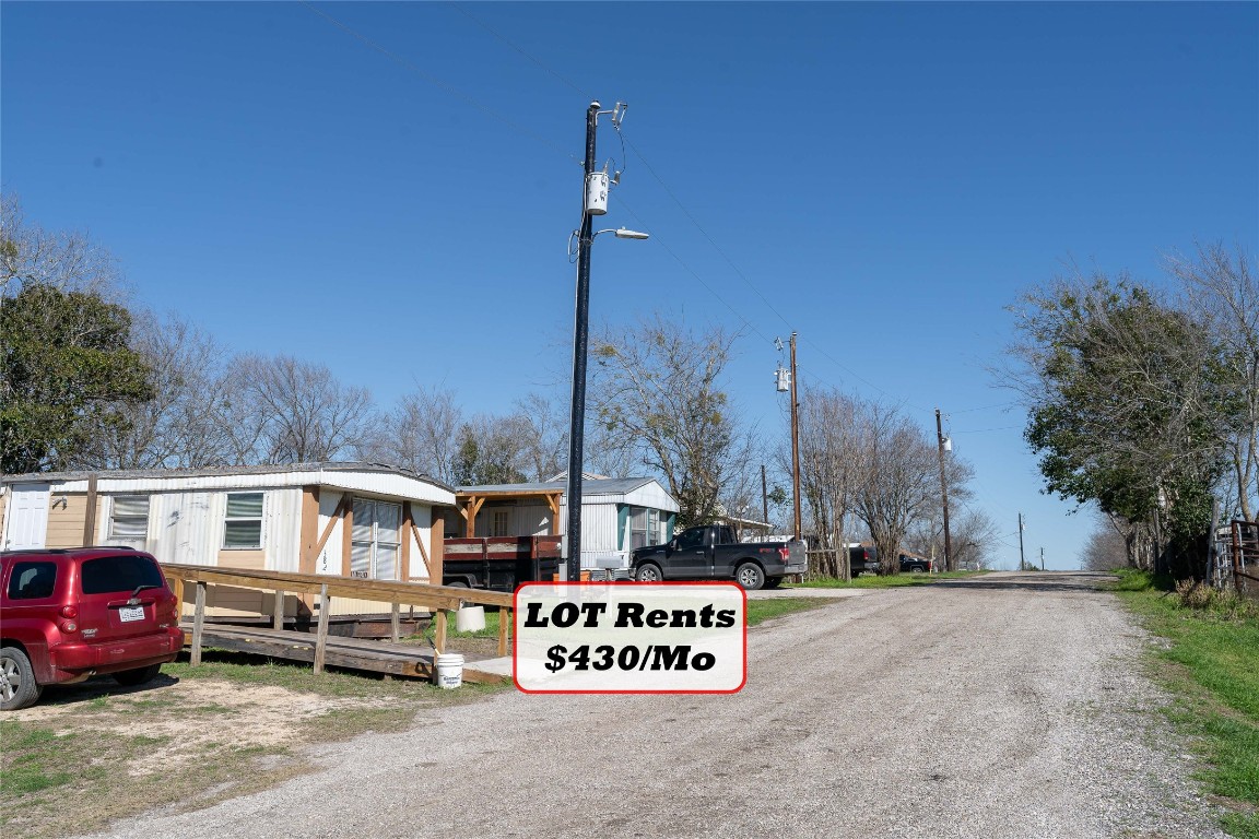 Tbd Tbd Bluebonnet Road Lockhart, TX 78644 - Photo 31 of 32 a view of a car park in front of house