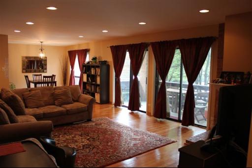 1060 Shermer Road, Unit 15 Northbrook, IL 60062 - Photo 7 of 16