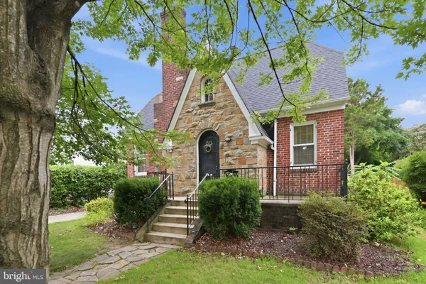 $3,750 | 812 South Glebe Road, Arlington, VA 22204