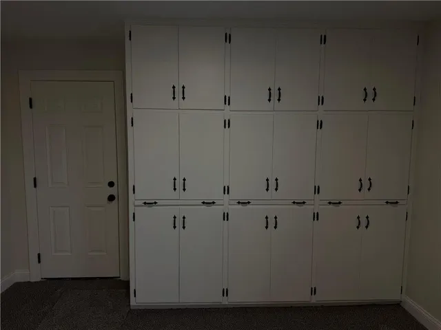 $259,900 | 704 Logan Street, Harrisonville, MO 64701