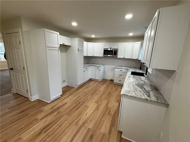 $259,900 | 704 Logan Street, Harrisonville, MO 64701