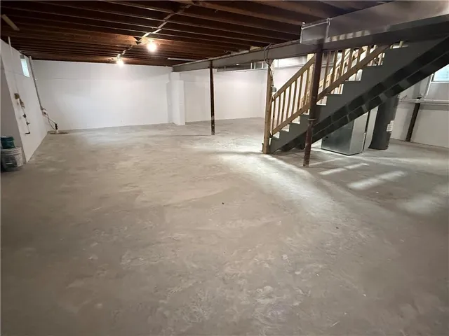 $259,900 | 704 Logan Street, Harrisonville, MO 64701