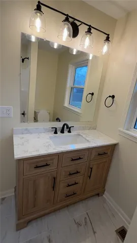 $259,900 | 704 Logan Street, Harrisonville, MO 64701