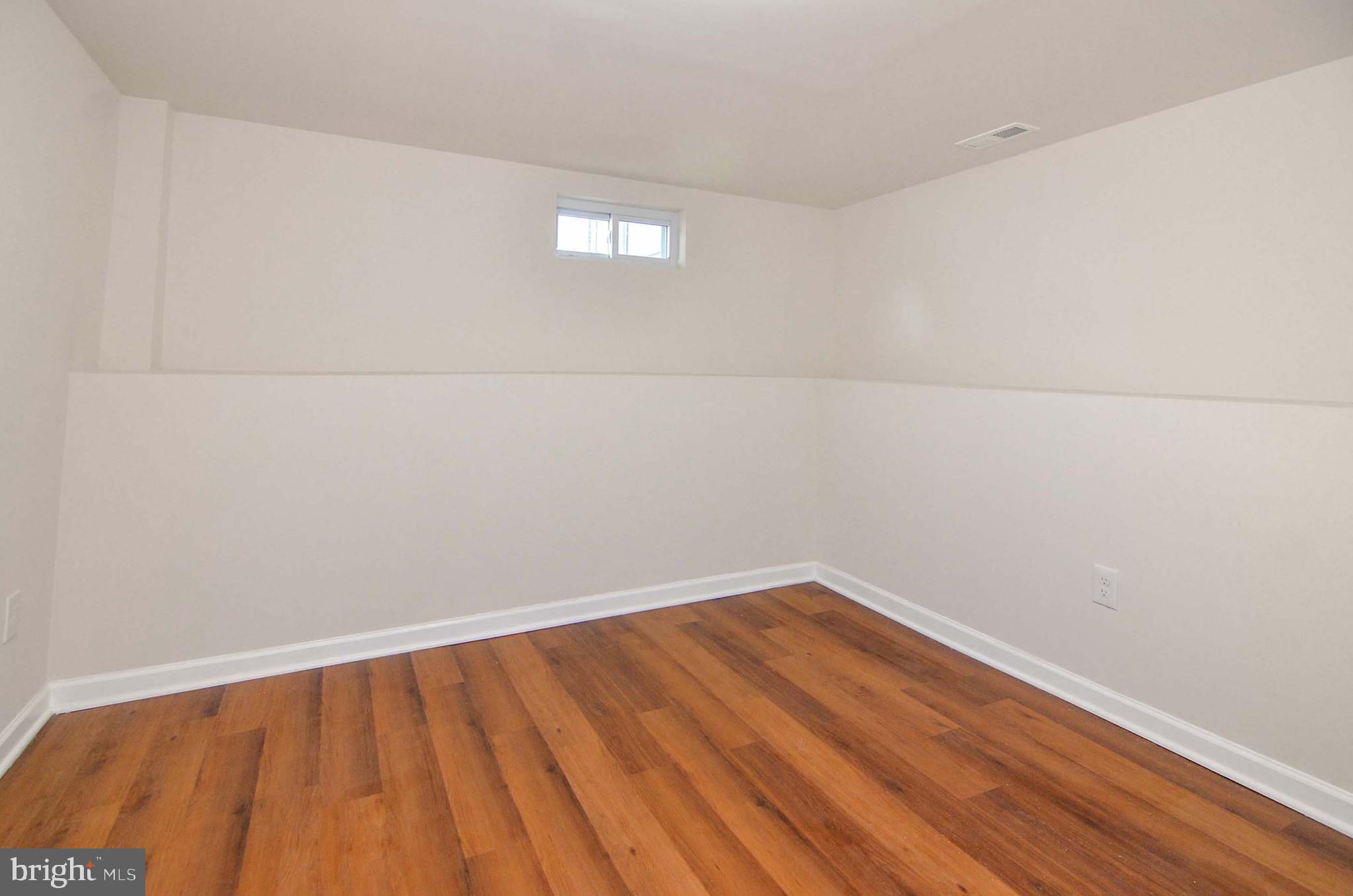 802 South Woodlynn Road Baltimore, MD 21221 - Photo 36 of 65 Gallery Image 36