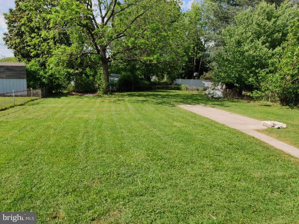 802 South Woodlynn Road Baltimore, MD 21221 - Photo 8 of 65 Gallery Image 8