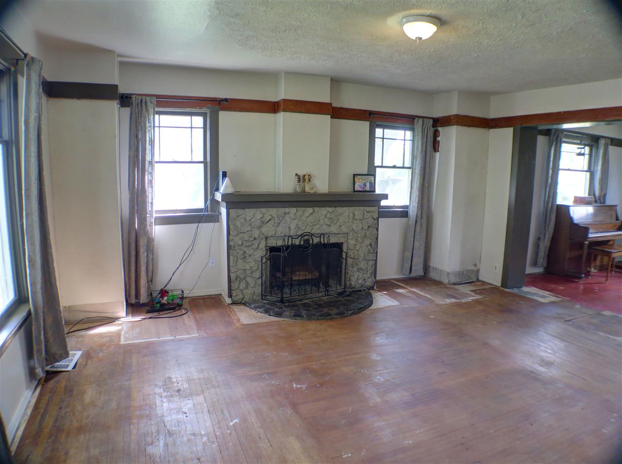 807 North Locust Road Spokane Valley, WA 99206 - Photo 4 of 20