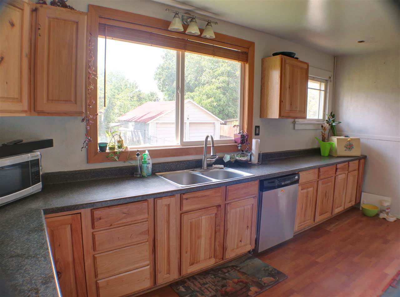 807 North Locust Road Spokane Valley, WA 99206 - Photo 6 of 20