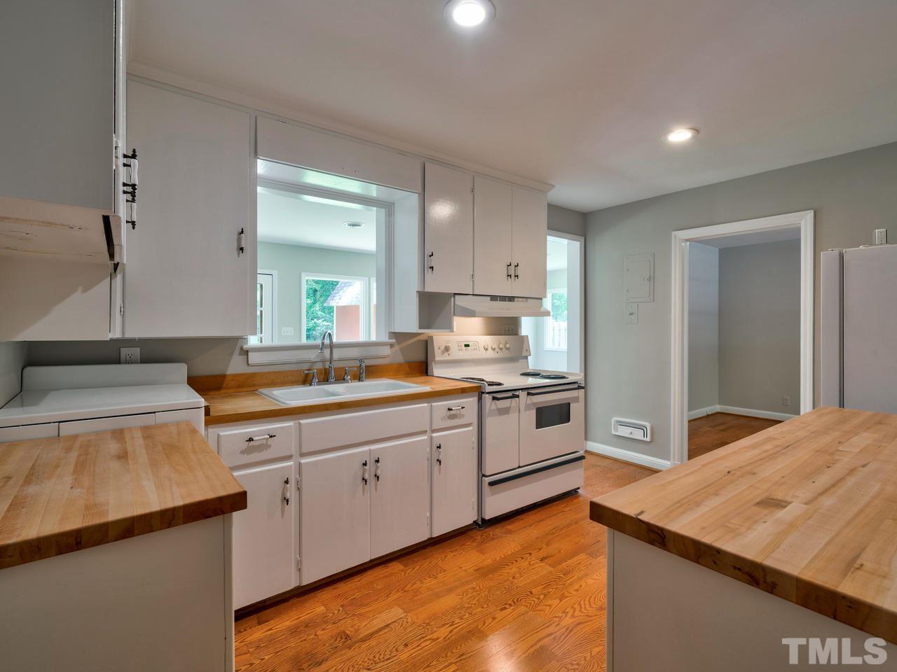 2816 Fowler Avenue Raleigh, NC 27607 - Photo 3 of 30
