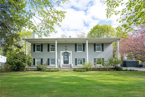 $999,900 | 224 Foote Street, Barrington, RI 02806
