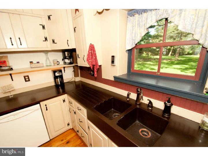785 Reeceville Road Coatesville, PA 19320 - Photo 5 of 25 Kitchen