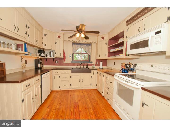 785 Reeceville Road Coatesville, PA 19320 - Photo 6 of 25 Kitchen