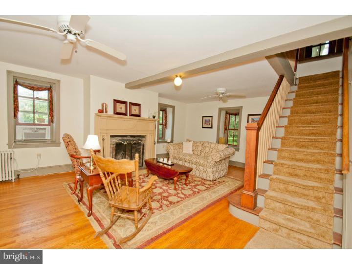 785 Reeceville Road Coatesville, PA 19320 - Photo 7 of 25 Living Room