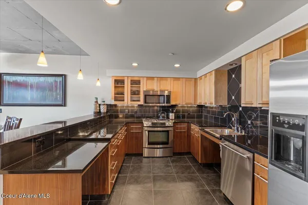 $899,900 | 1884 Bellerive Lane, Unit 312, Coeur D'Alene, ID 83814