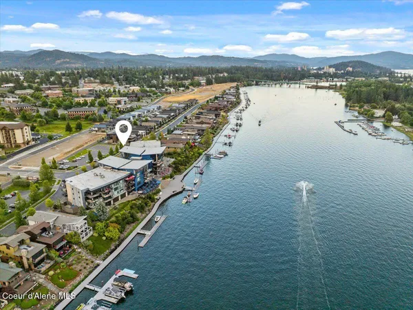 $899,900 | 1884 Bellerive Lane, Unit 312, Coeur D'Alene, ID 83814