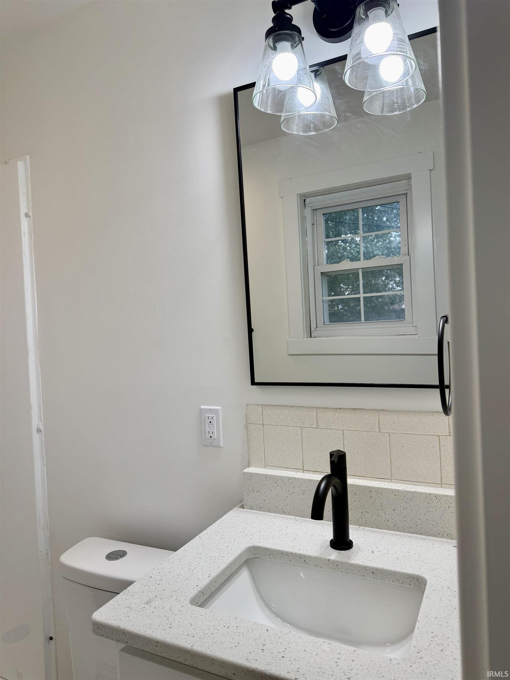 404 South Hickory Drive Bloomington, IN 47403 - Photo 10 of 16