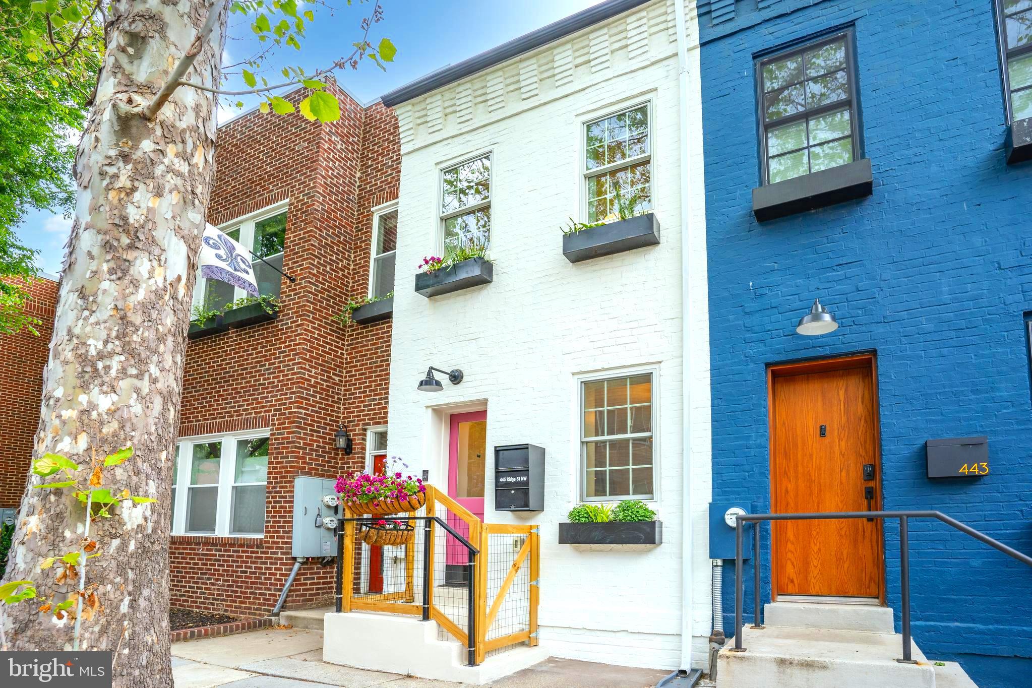 445 Ridge Street Northwest Washington, DC 20001 - Photo 2 of 49