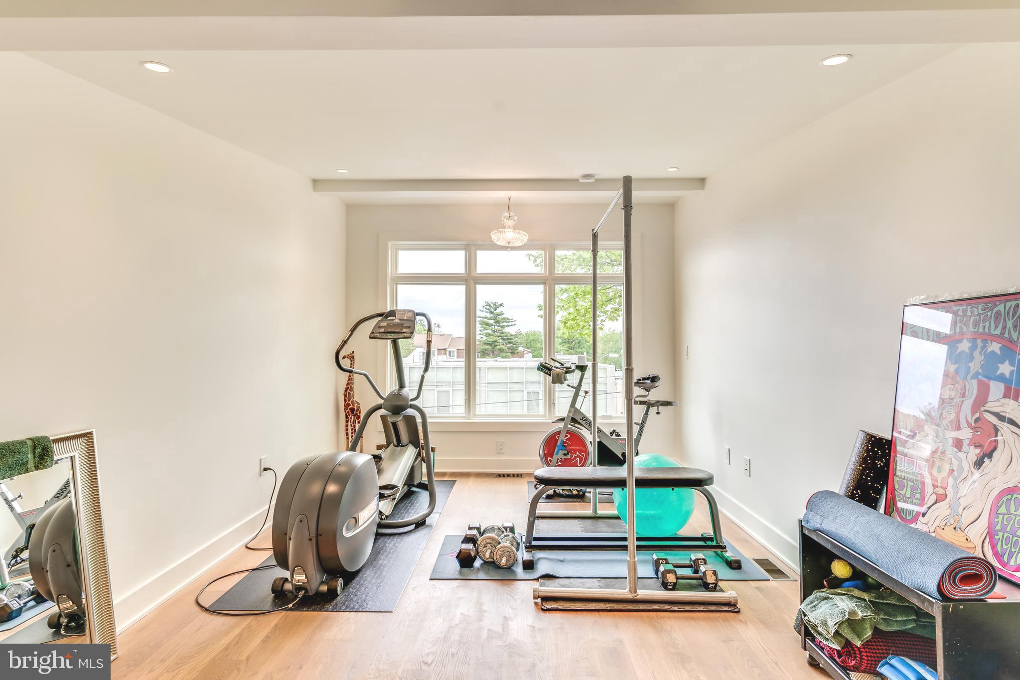 445 Ridge Street Northwest Washington, DC 20001 - Photo 43 of 49