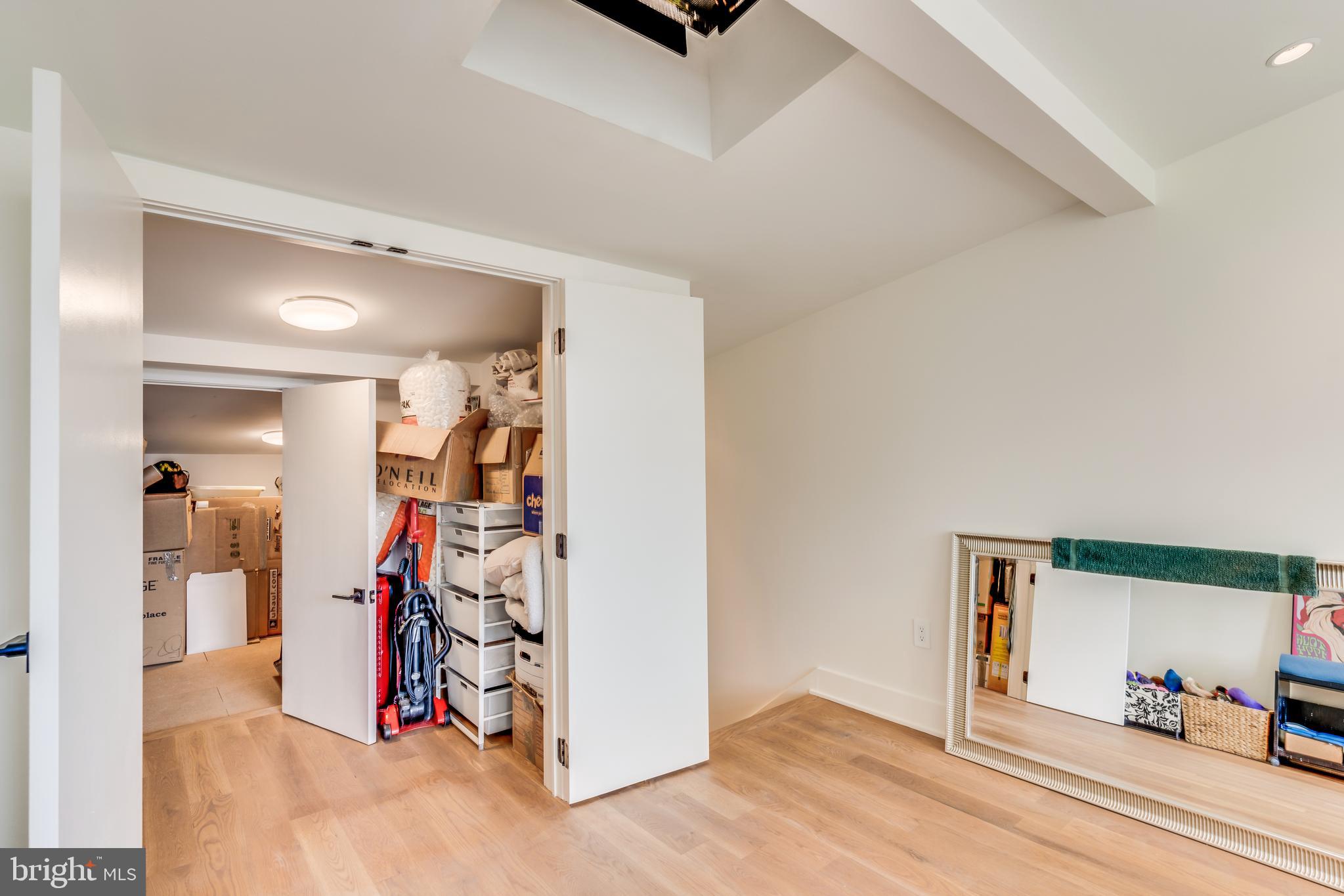 445 Ridge Street Northwest Washington, DC 20001 - Photo 48 of 49