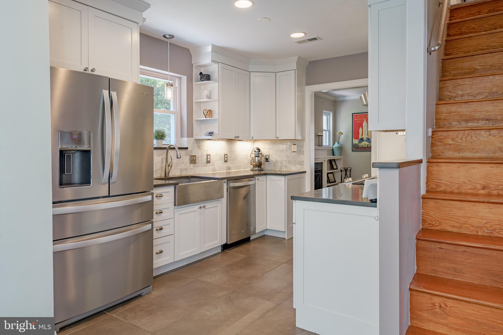 7110 Bristol Road Baltimore, MD 21212 - Photo 17 of 58 Open concept with Smart home technology.