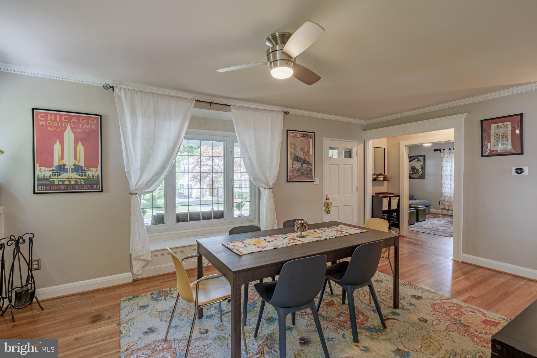 7110 Bristol Road Baltimore, MD 21212 - Photo 5 of 58 Large dining room with fireplace.