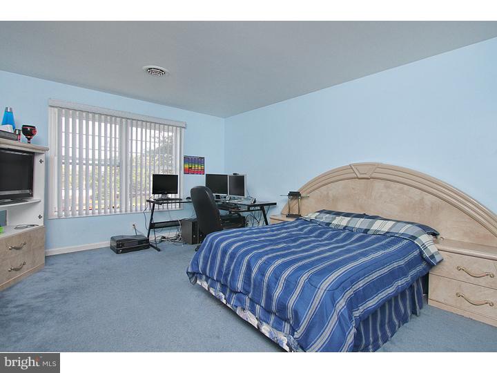 240 Ogden Road Deptford, NJ 08090 - Photo 14 of 16 Bedroom 4