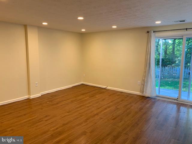 15717 Haynes Road Laurel, MD 20707 - Photo 14 of 46 Large family room/dining room ( another view)