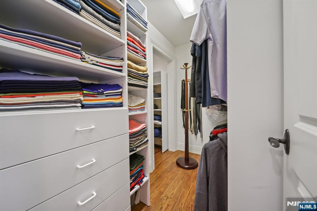 43 Beverly Road Hillsdale, NJ 07642 - Photo 28 of 48
