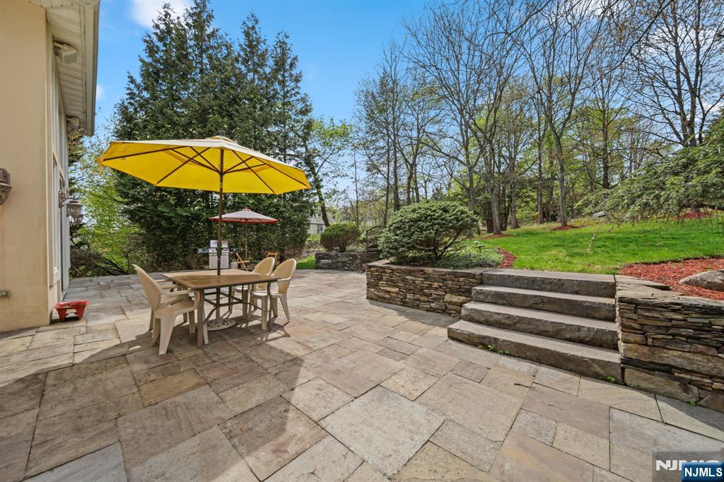 43 Beverly Road Hillsdale, NJ 07642 - Photo 39 of 48
