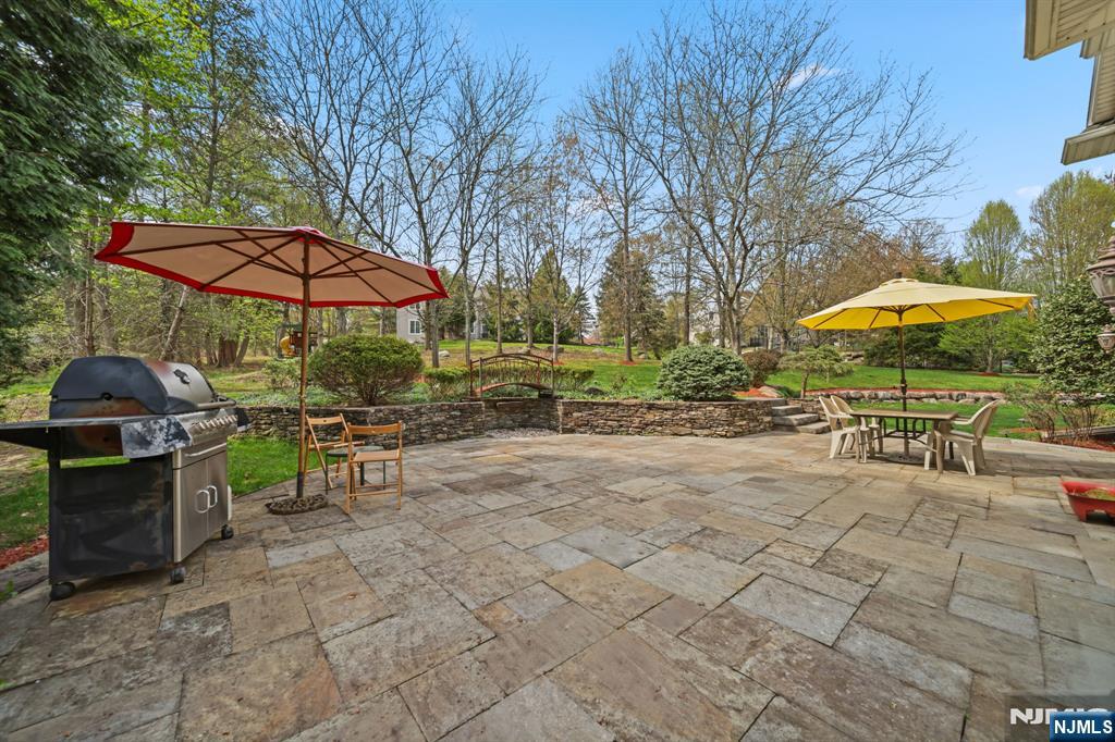 43 Beverly Road Hillsdale, NJ 07642 - Photo 40 of 48