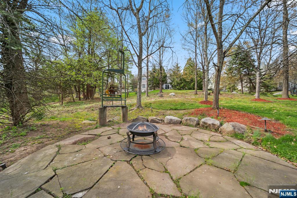 43 Beverly Road Hillsdale, NJ 07642 - Photo 41 of 48