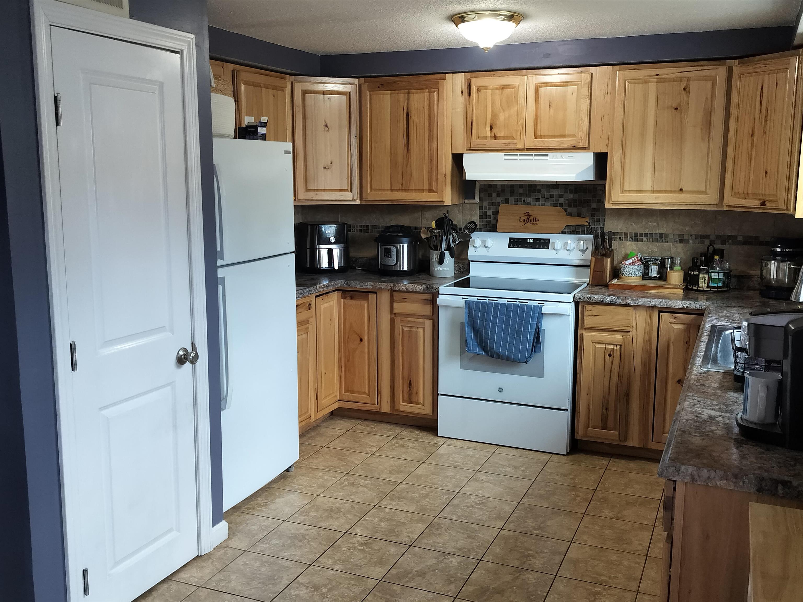 78 East Ridge Road Merrimack, NH 03054 - Photo 13 of 33