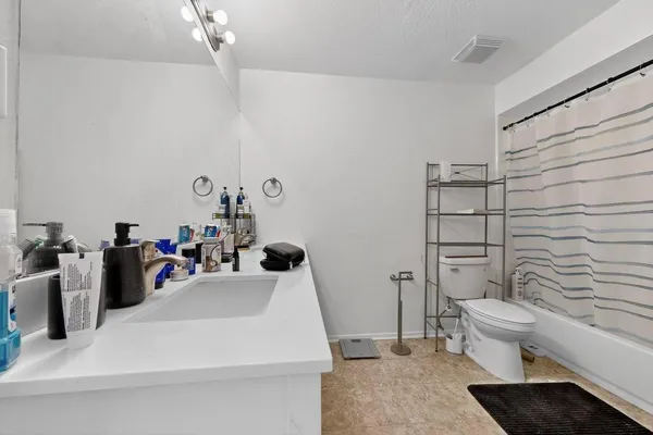 $1,675 | 2500 East Park Boulevard, Unit U3, Plano, TX 75074