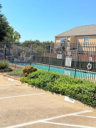 $1,675 | 2500 East Park Boulevard, Unit U3, Plano, TX 75074