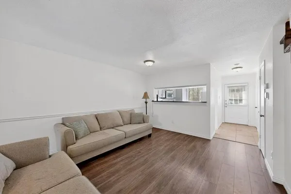 $1,675 | 2500 East Park Boulevard, Unit U3, Plano, TX 75074