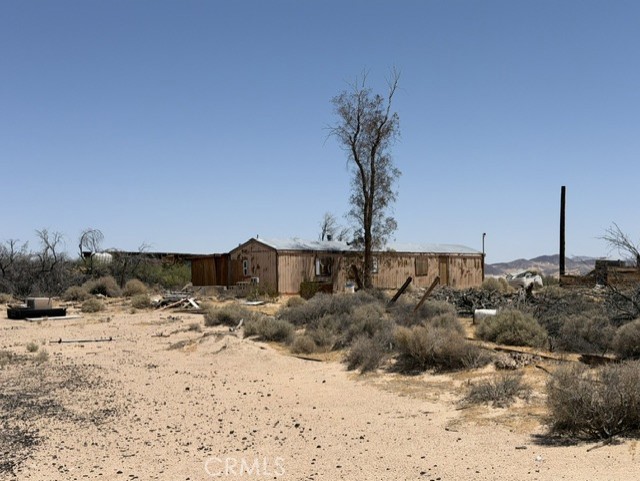 48423 Thoreau Road Newberry Springs, CA 92365 - Photo 1 of 15