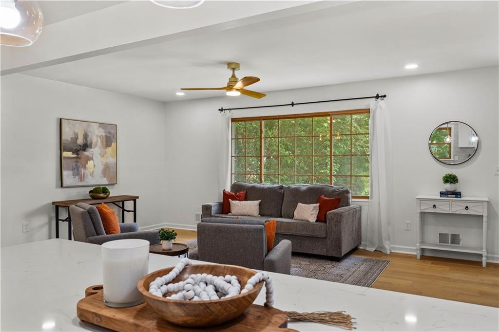 3042 Pathview Lane Marietta, GA 30062 - Photo 10 of 39
