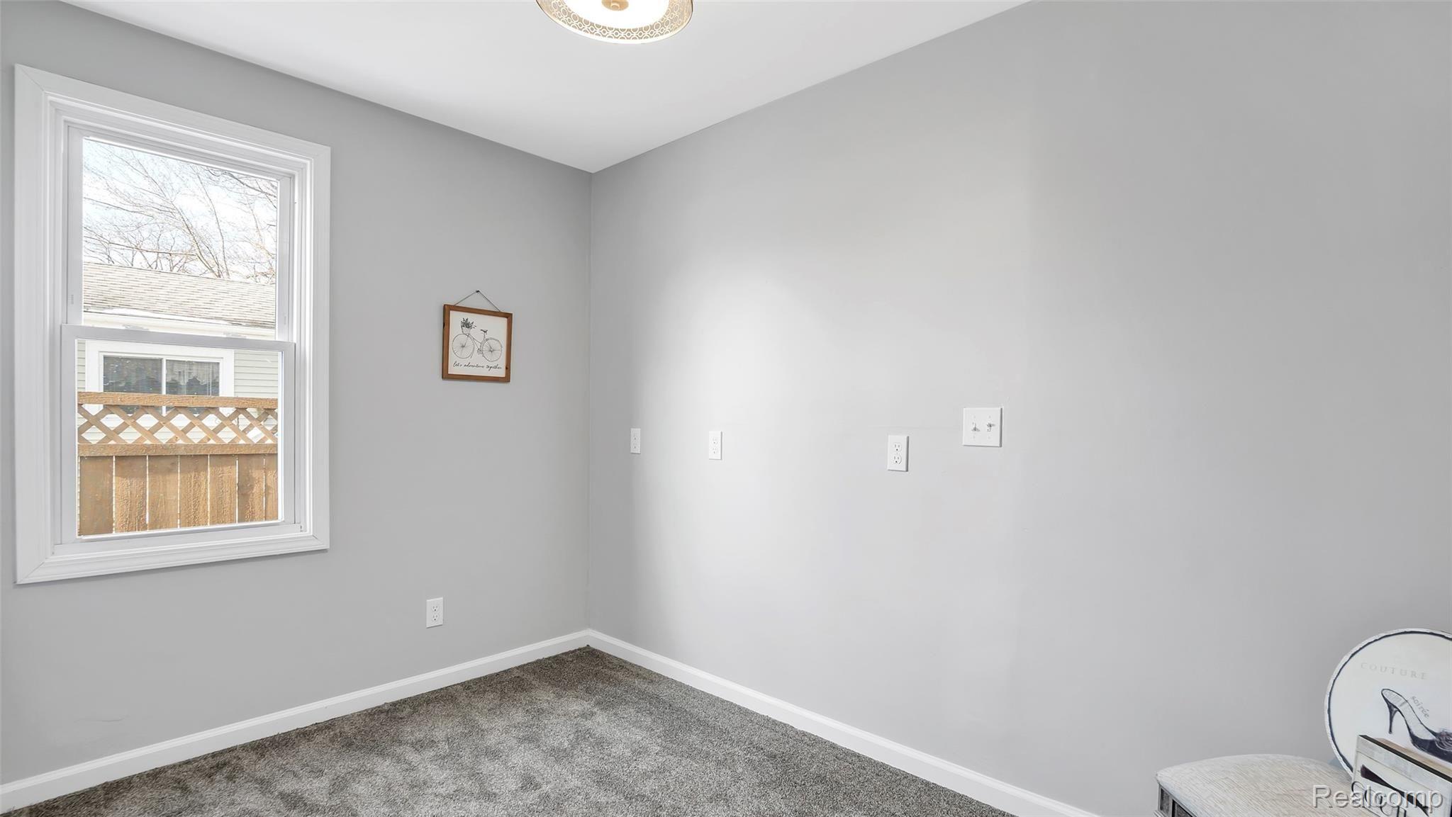 3519 East Carpenter Road Flint, MI 48506 - Photo 10 of 35 3159-E-Carpenter-Rd-Flint-MI-48506-windowstill-11.jpg