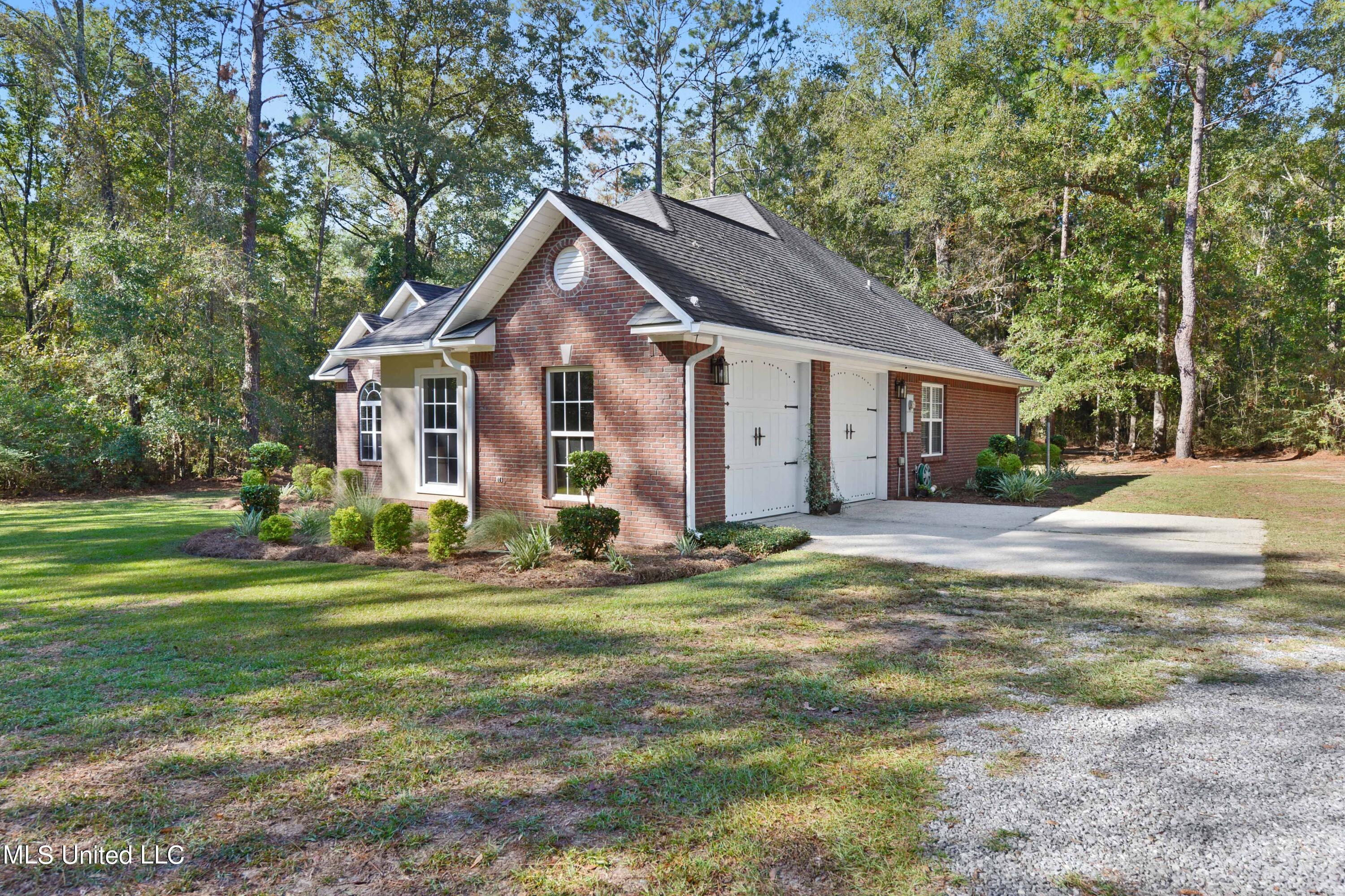 166 Geiger Road Lucedale, MS 39452 - Photo 2 of 27 SIDE ELEVATION