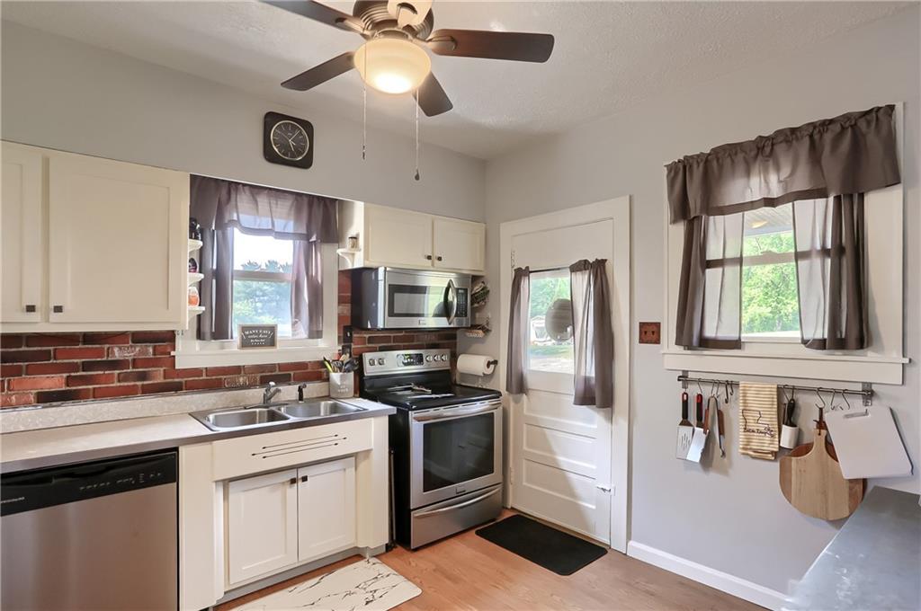 1958 Brodhead Road Aliquippa, PA 15001 - Photo 15 of 47 Gallery Image 15