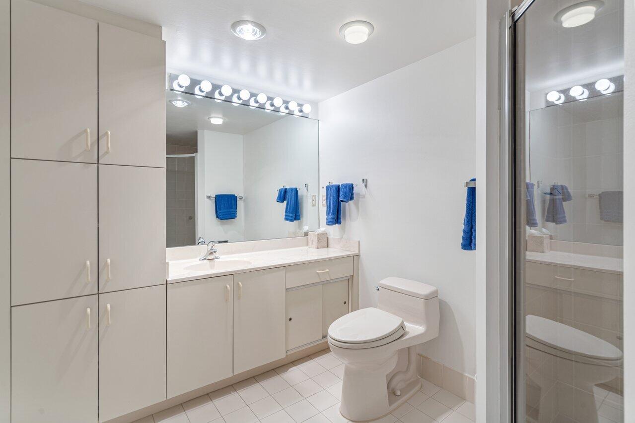 120 Southeast 5th Avenue, Unit 319 Boca Raton, FL 33432 - Photo 16 of 43 011-120Southeast5thAvenue-BocaRaton-FL-3